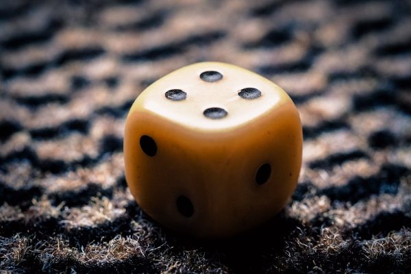 彩票投注的理性洞察：体育博彩公司带你跳出误区