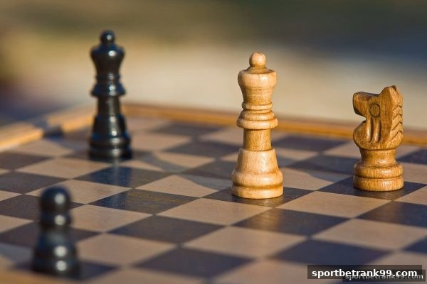体育博彩公司深度解读：北京赛车棋类经典对局的全新策略剖析